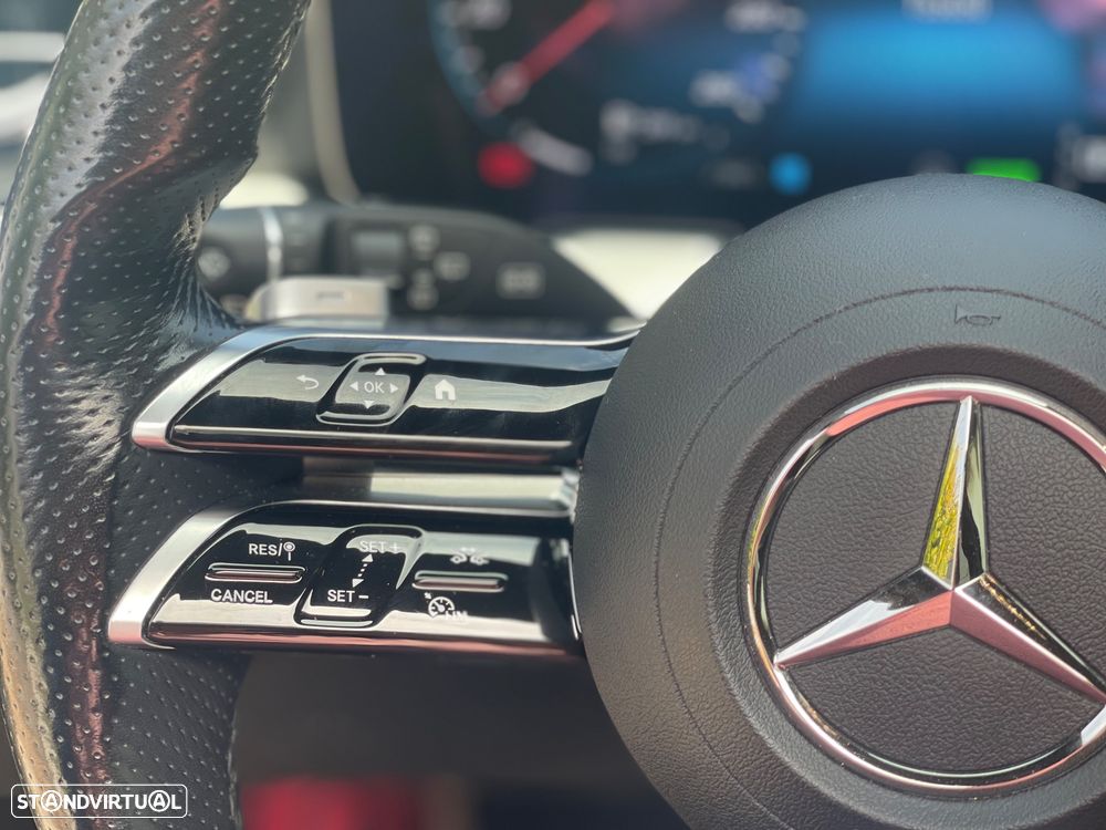 Mercedes-Benz E 300 de 4Matic 9G-TRONIC AMG Line - 22