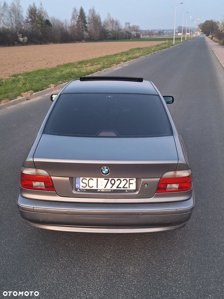 BMW Seria 5 - 26