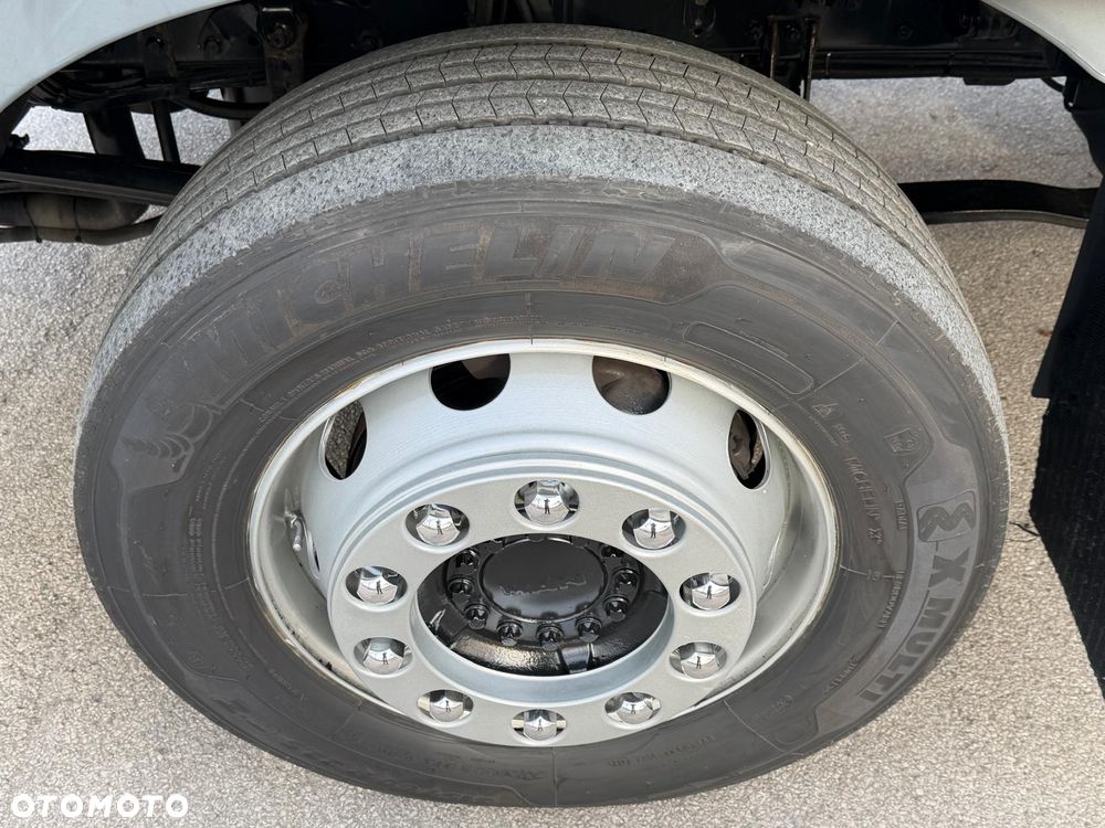 MAN TGM 18.340 / FIRANKA / SPROWADZONY /  9100 ŁADOWNOŚĆ / 18 PALET / E6 /  WINDA / - 17