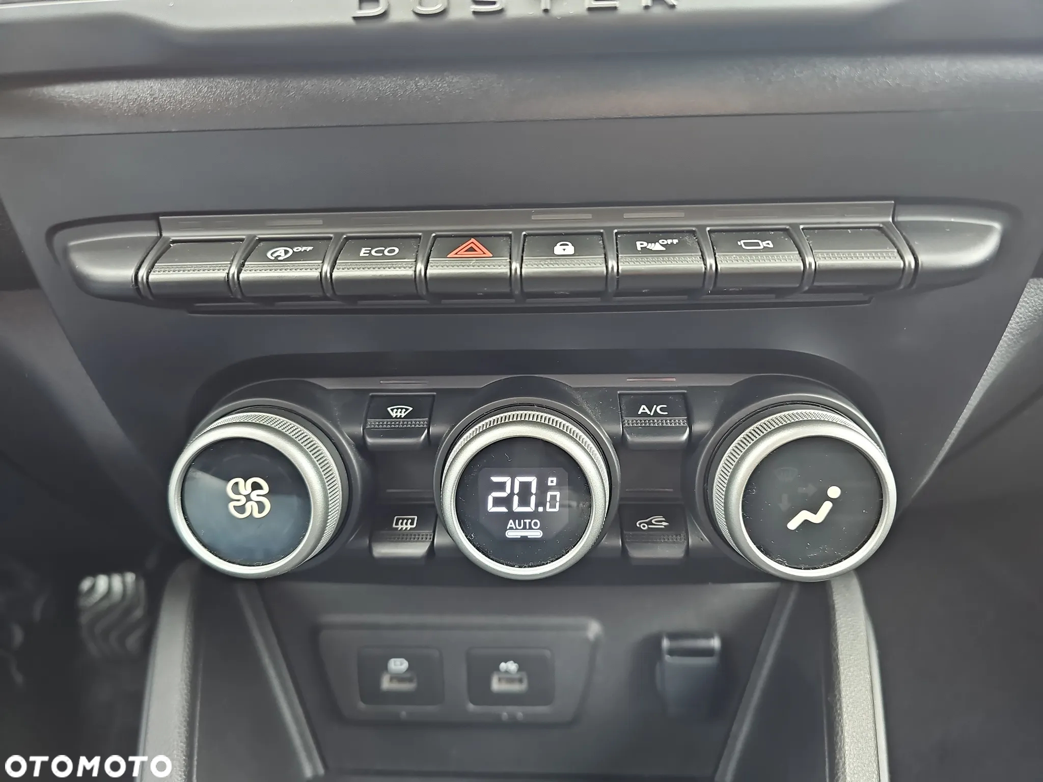 Dacia Duster 1.0 TCe Journey - 24