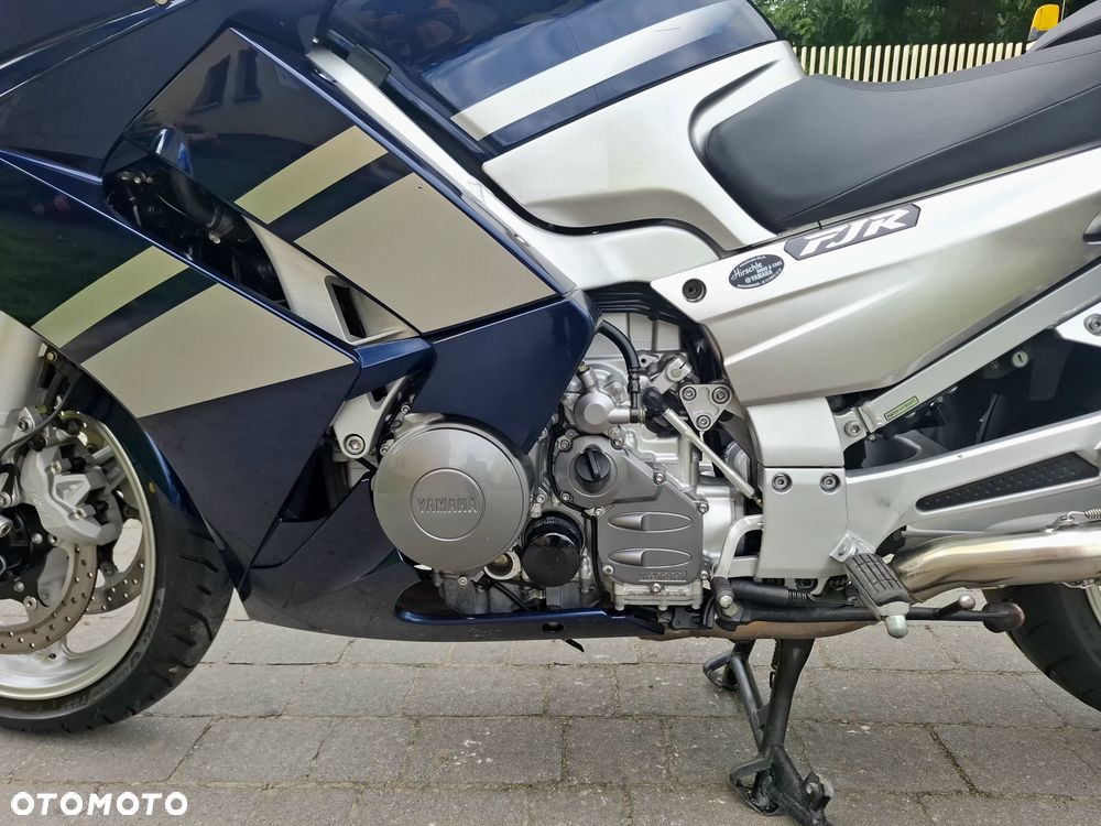 Yamaha FJR - 29