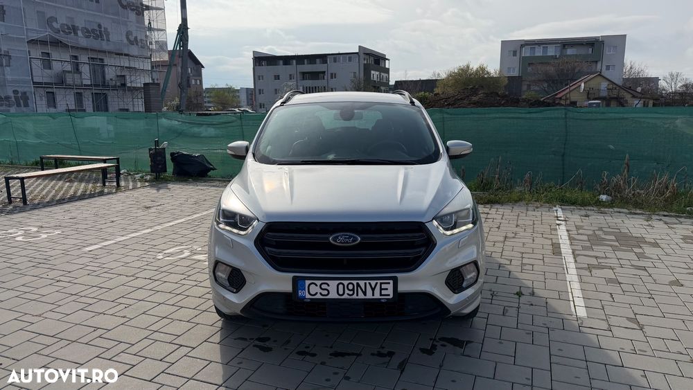 Ford Kuga - 3