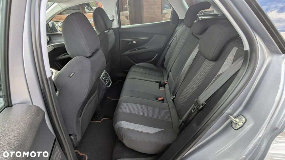 Peugeot 3008 - 17