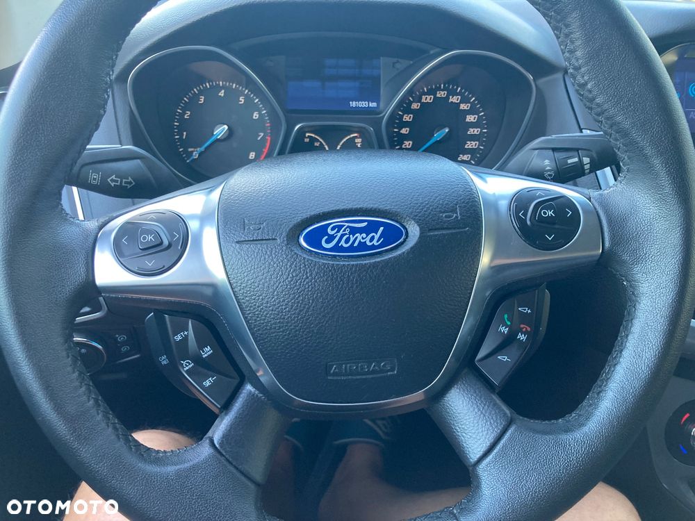 Ford Focus 1.6 EcoBoost Titanium - 21