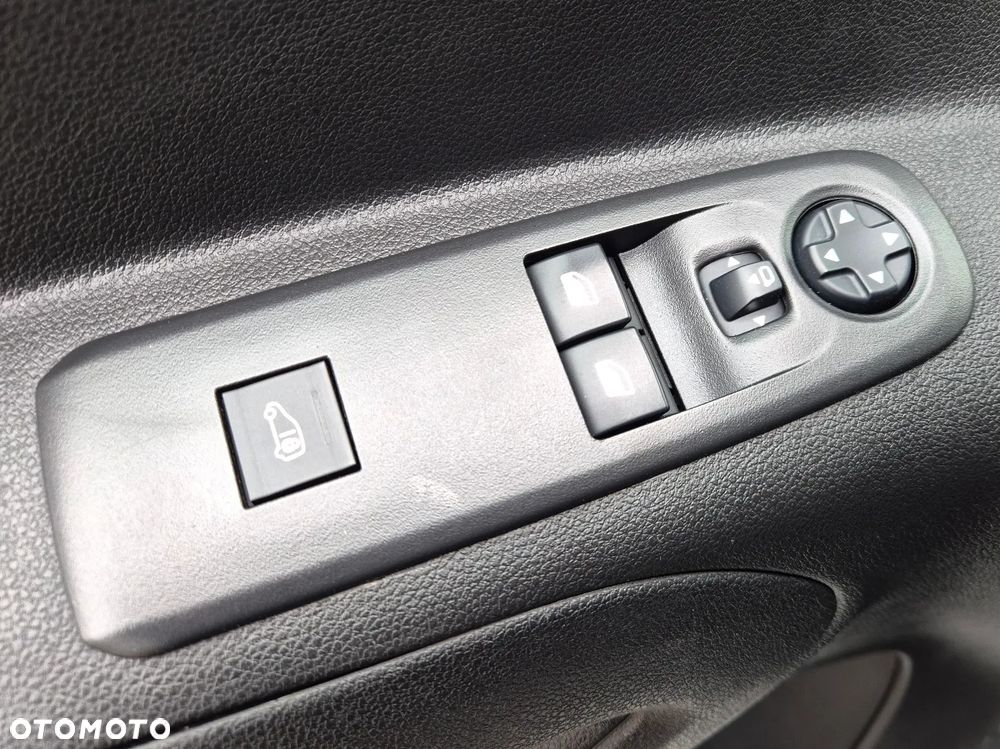 Toyota Proace City }{ Automat }{ 130KM }{ FV VAT }{ 2x drzwi przesuwne }{ Webasto } - 16