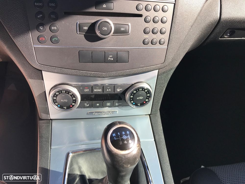 Mercedes-Benz C 250 CDi Avantgarde BlueEfficiency - 17