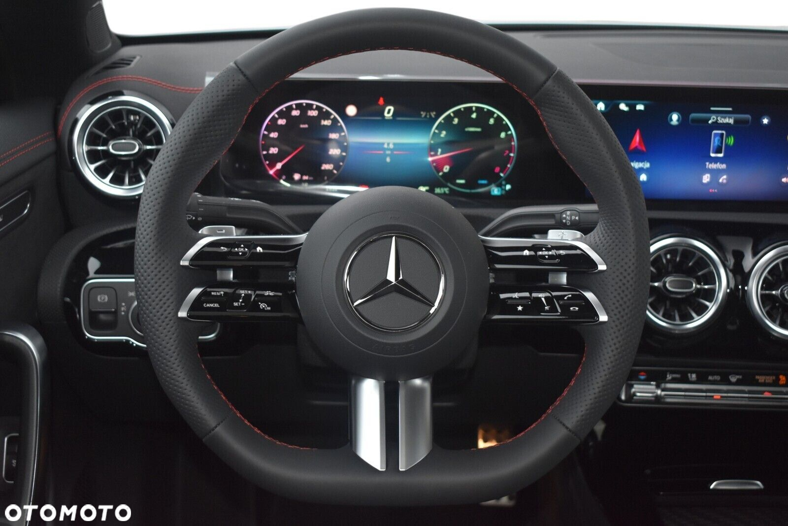 Mercedes-Benz CLA - 7