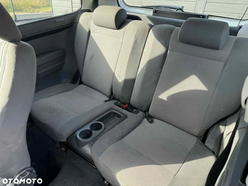 Volkswagen Fox 1.2 - 10