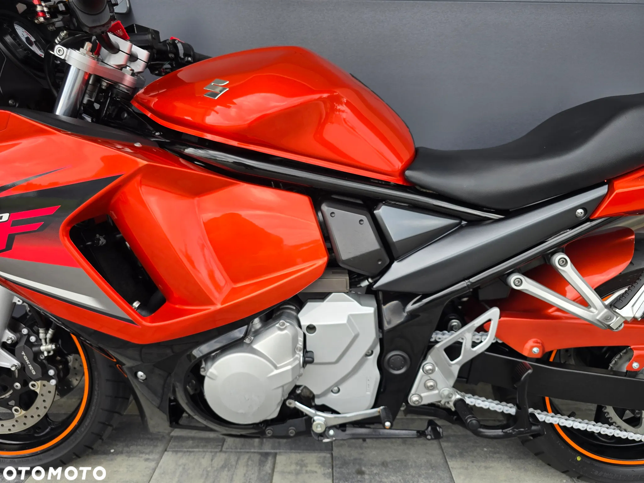 Suzuki GSX - 15