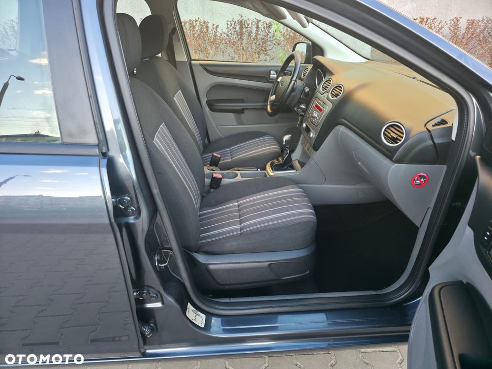 Ford Focus - 27