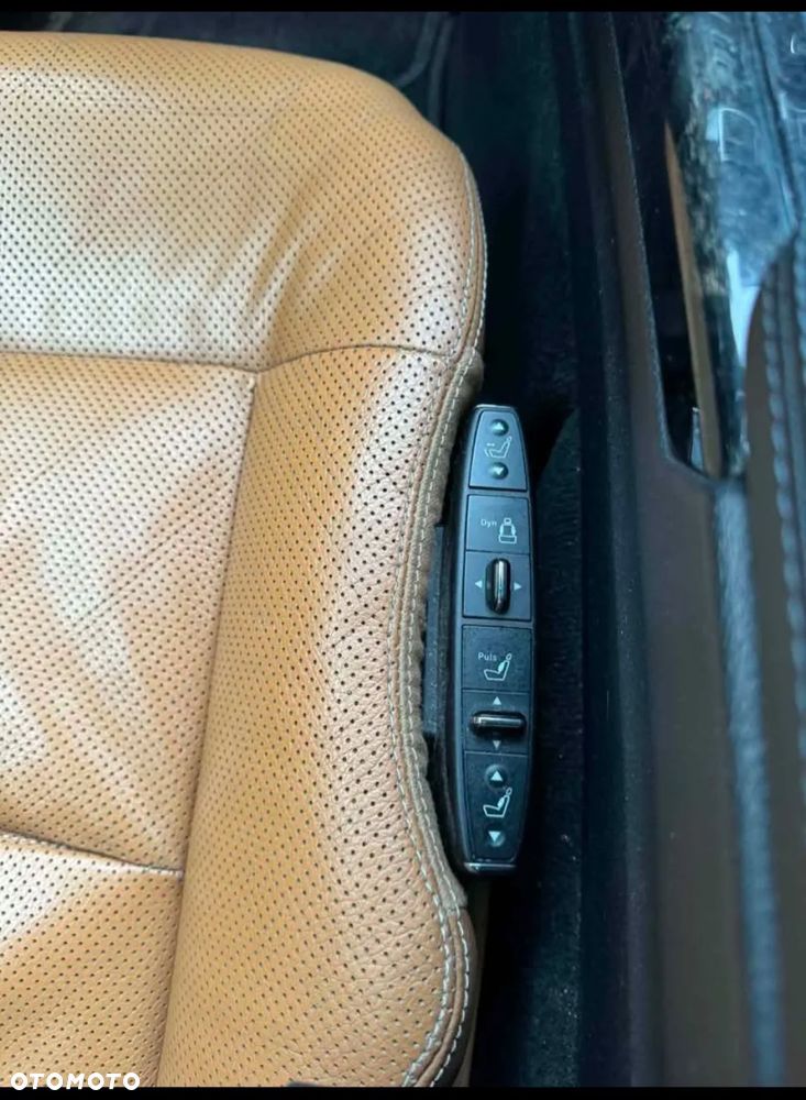 Mercedes-Benz Klasa E 300 CDI BlueEff Avantgarde - 9