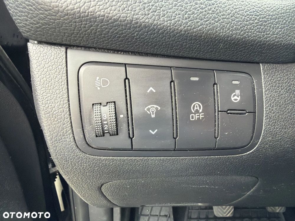 Kia Ceed 1.6 GDI L Business Line - 22