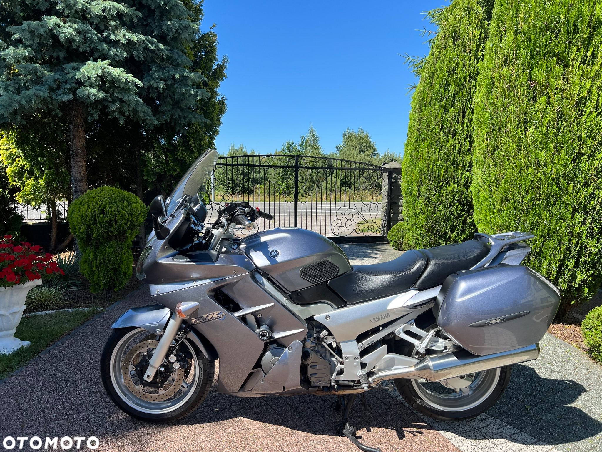 Yamaha FJR - 22