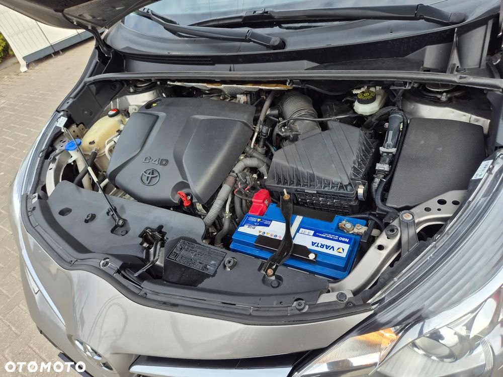 Toyota Verso 1.6 D-4D Prestige - 40