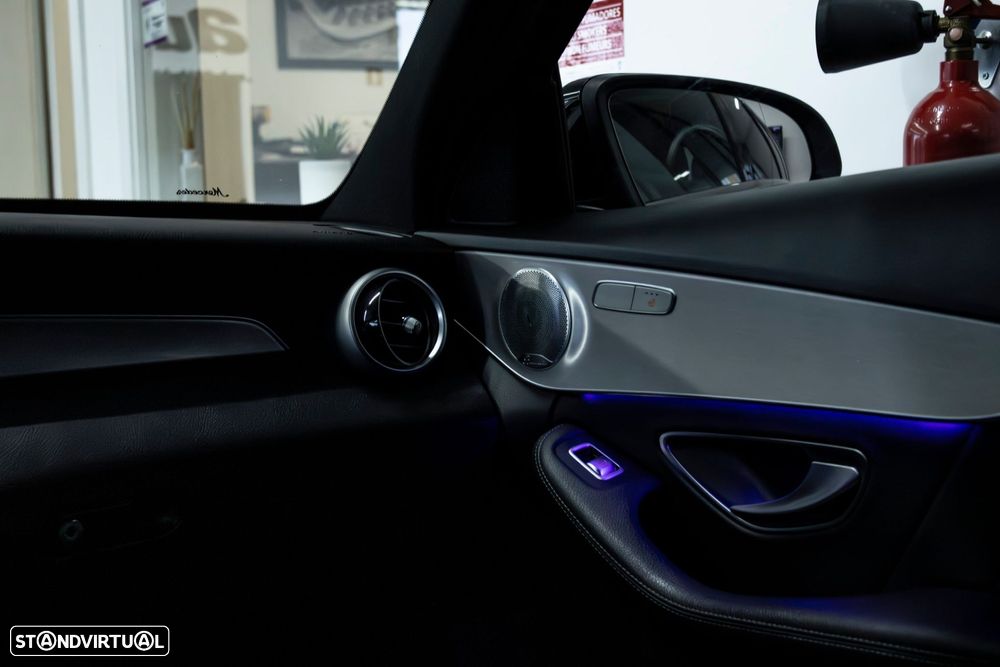Mercedes-Benz C 300 de AMG Line - 16