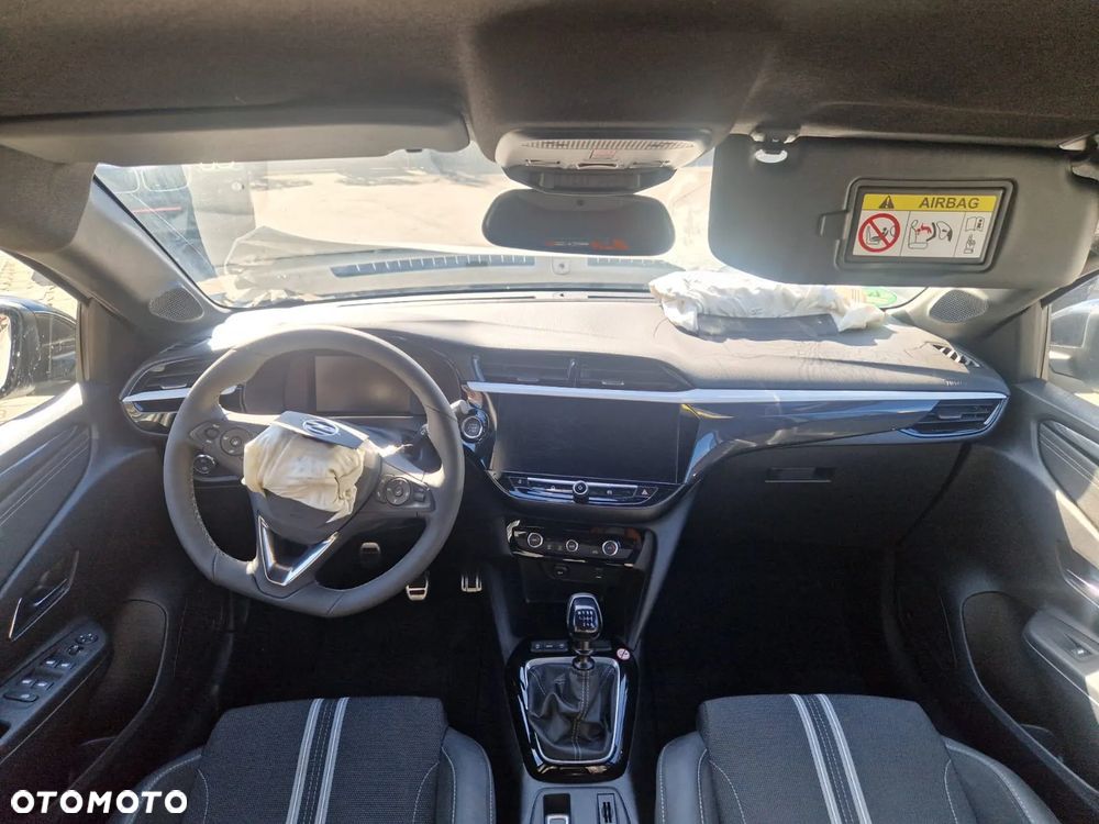 Opel Corsa 1.2 Business S&S - 14