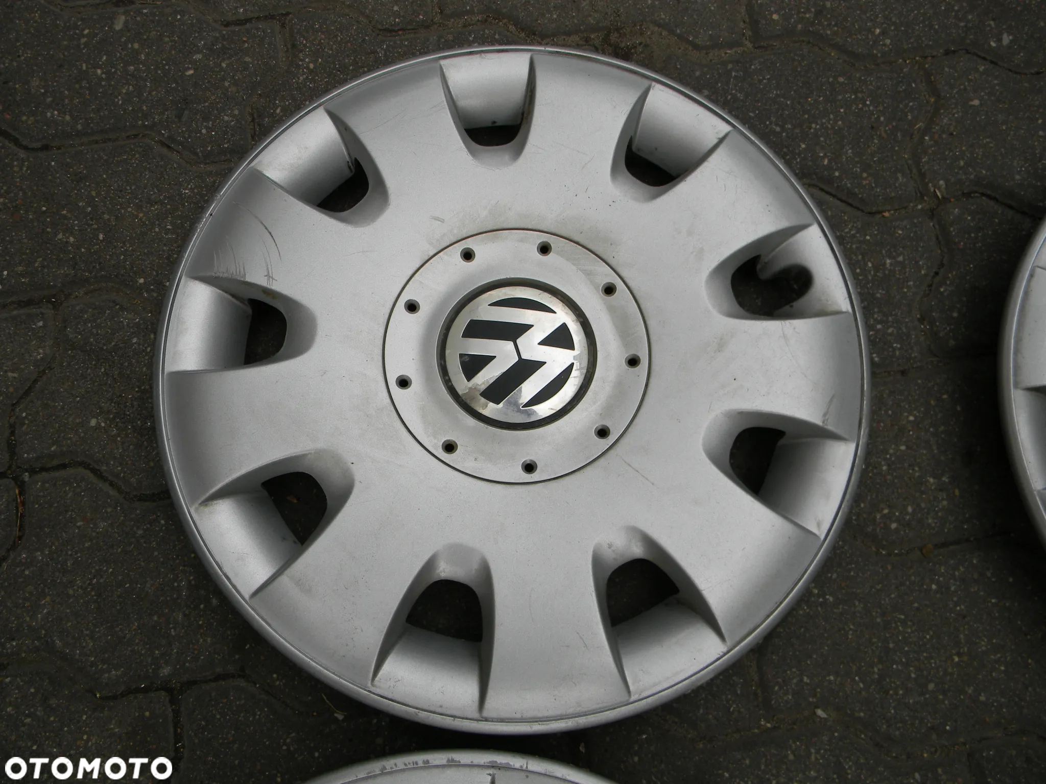 4szt kołpaki 15" VW TOURAN PASSAT JETTA SHARAN GOLF - 4