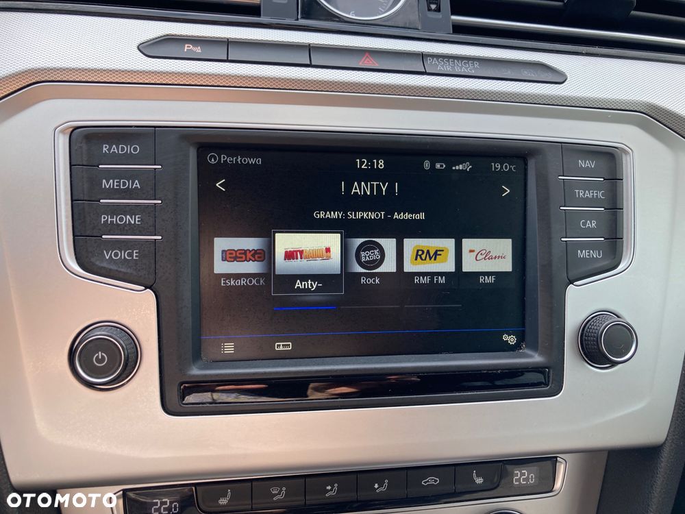 Volkswagen Passat 1.8 TSI BMT Comfortline - 24