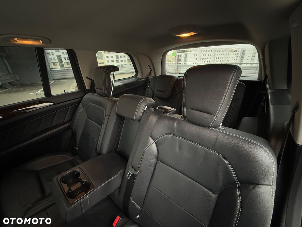 Mercedes-Benz GL - 32