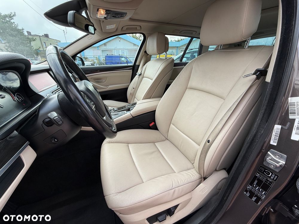 BMW Seria 5 - 36