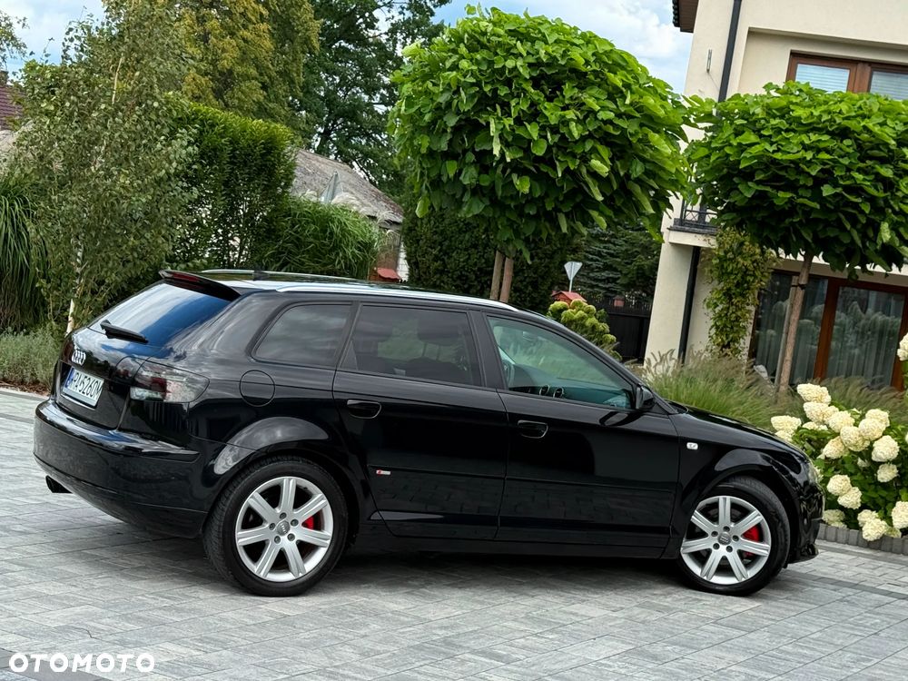Audi A3 Sportback 2.0 TDI DPF quattro S line Sportpaket plus - 8