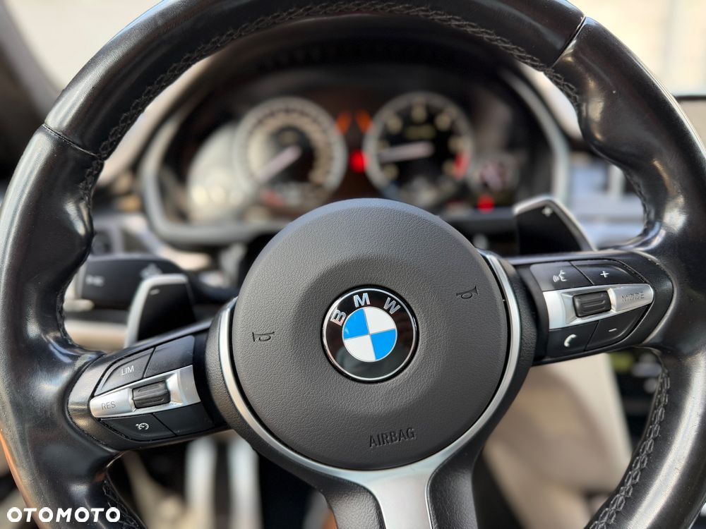 BMW X6 - 28