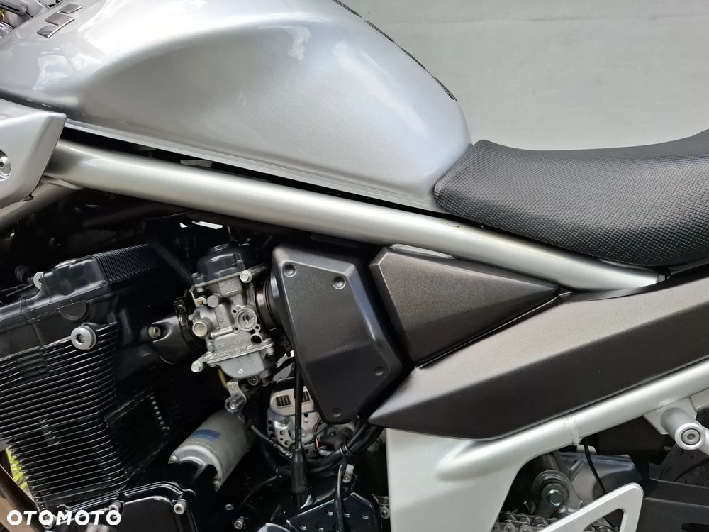 Suzuki Bandit - 34