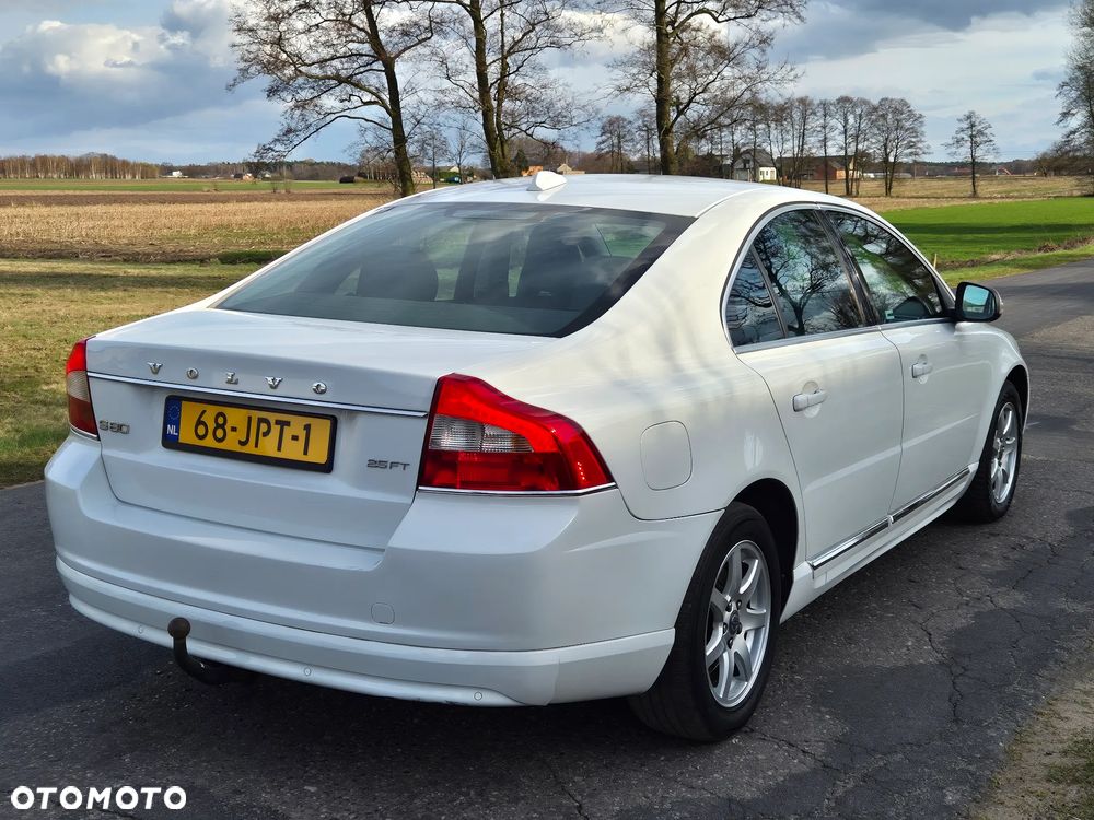 Volvo S80 2.5T Momentum - 14