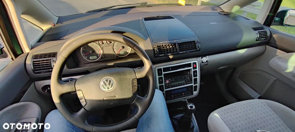 Volkswagen Sharan 2.0 Comfortline - 27
