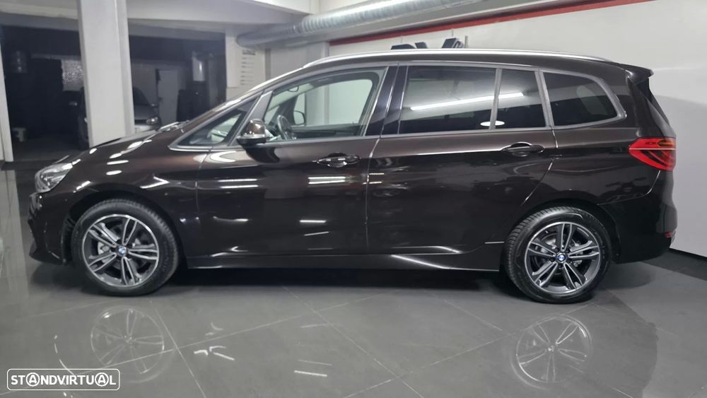BMW 218 Gran Tourer i 7L Line Sport — fotografia 2