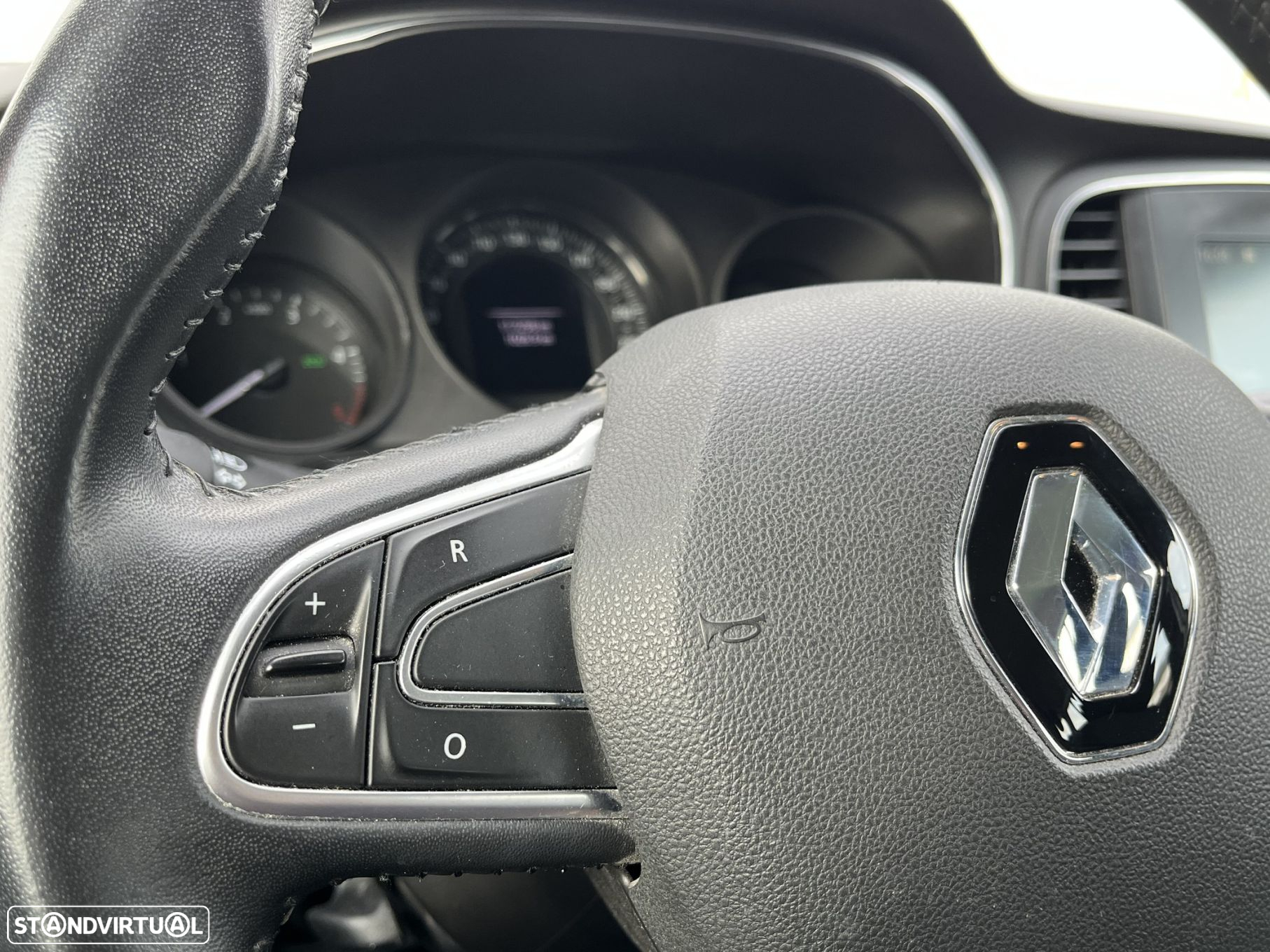 Renault Mégane Sport Tourer 1.5 Blue dCi Zen - 12