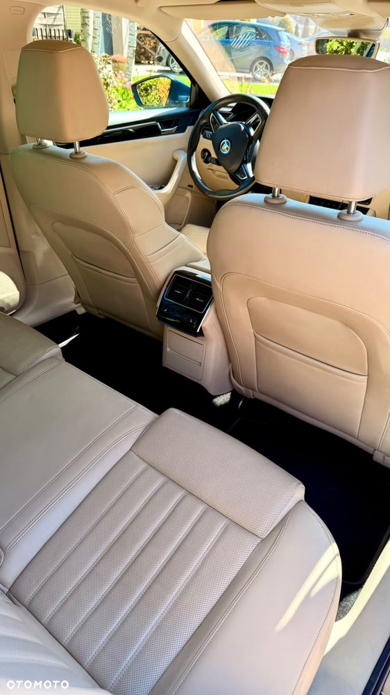 Skoda Superb 2.0 TSI 4x4 L&K DSG - 12