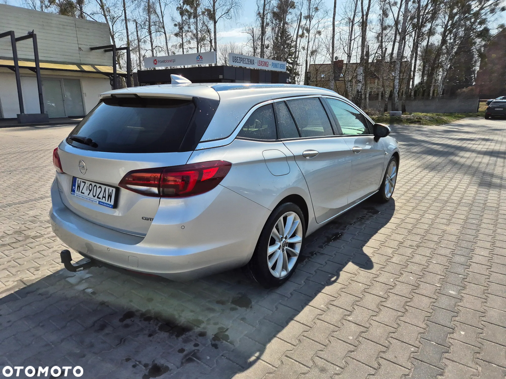Opel Astra V 1.6 CDTI Dynamic S&S - 6