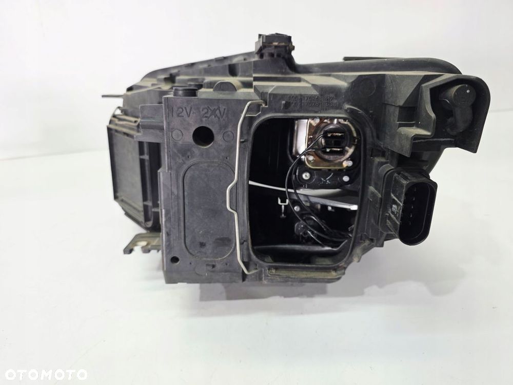 REFLEKTOR LAMPA PRAWY PRZÓD AUDI Q5 8R 8R0941004M UK - 9