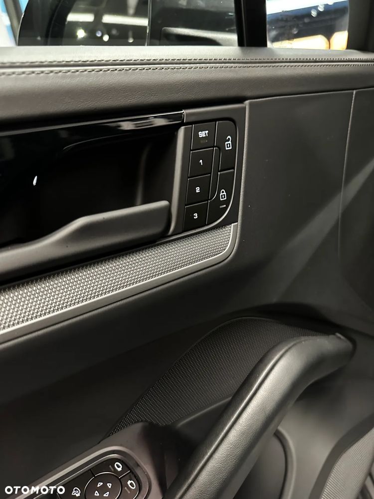 Porsche Cayenne S Tiptronic S - 17