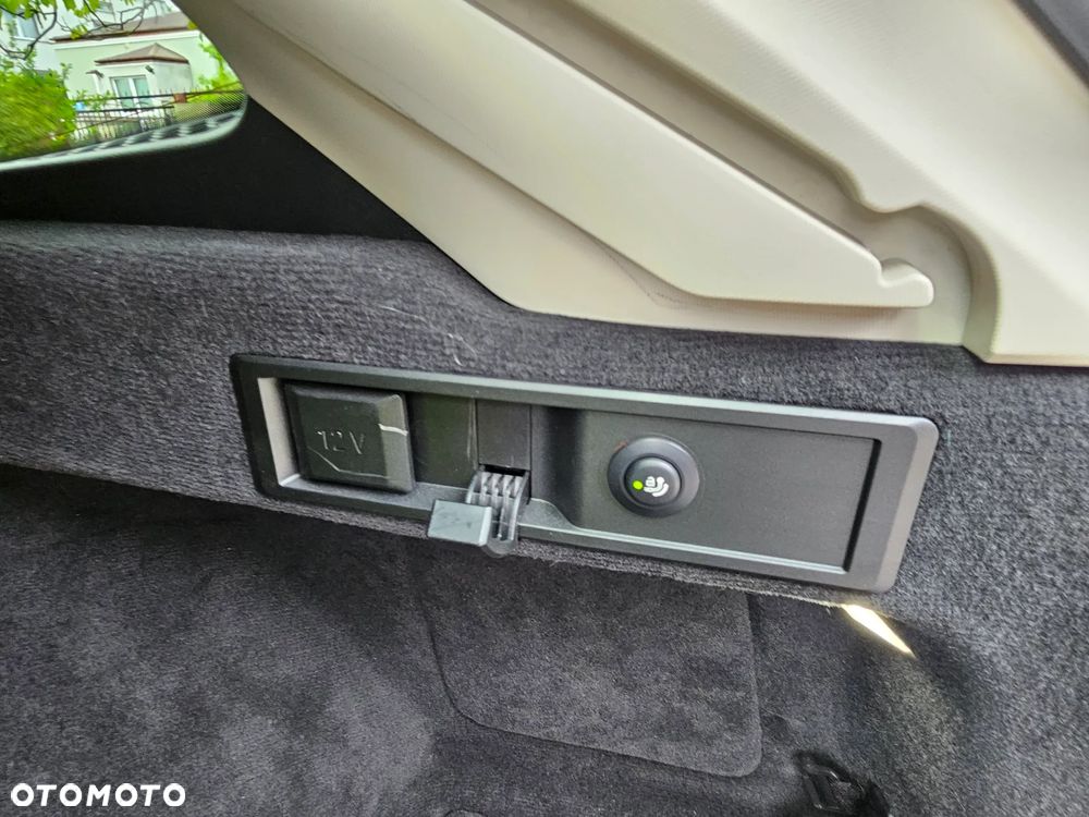 BMW Seria 3 - 24