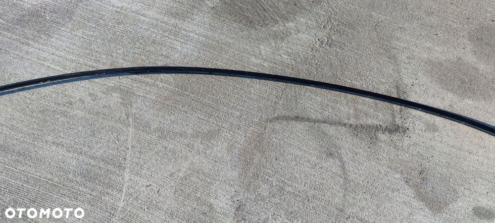 LISTWA MAT PRAWA KAROSERYJNA AUDI A6 C6 4F5853704 - 3