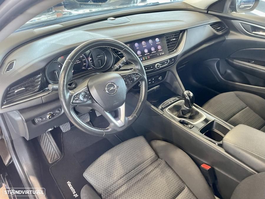 Opel Insignia Sports Tourer 1.5 D Business Edition — fotografia 9