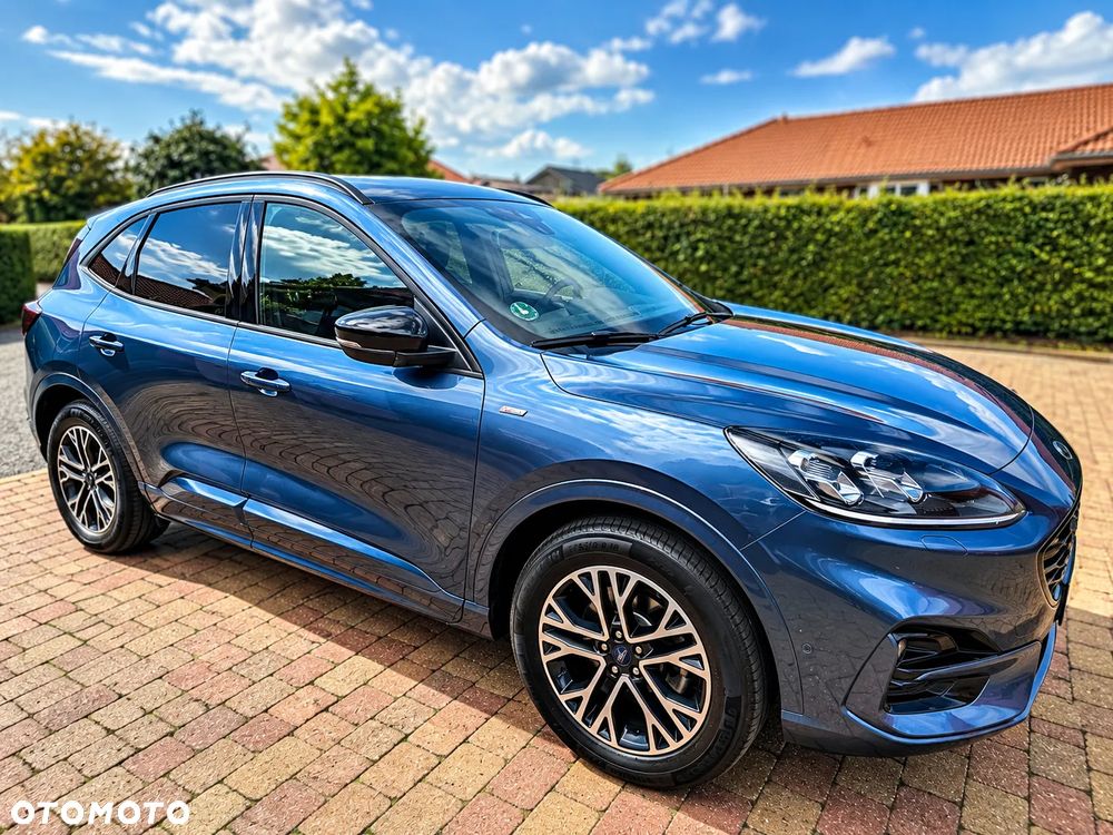 Ford Kuga 2022 photo 2