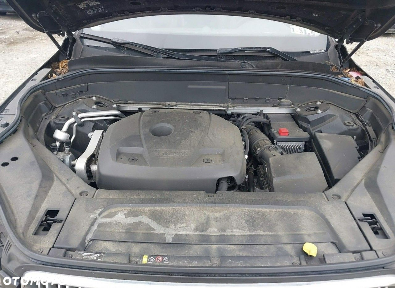 Volvo XC 90 - 10