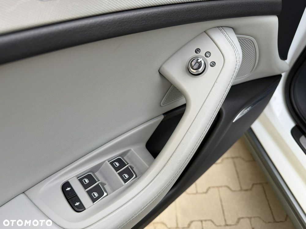 Audi A6 Allroad - 13