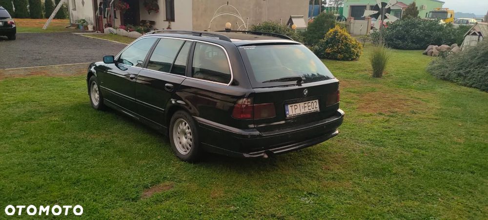 BMW Seria 5 525d Touring Edition Exclusive - 6