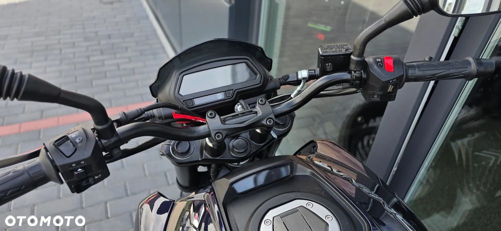 Bajaj Dominar 400 - 35