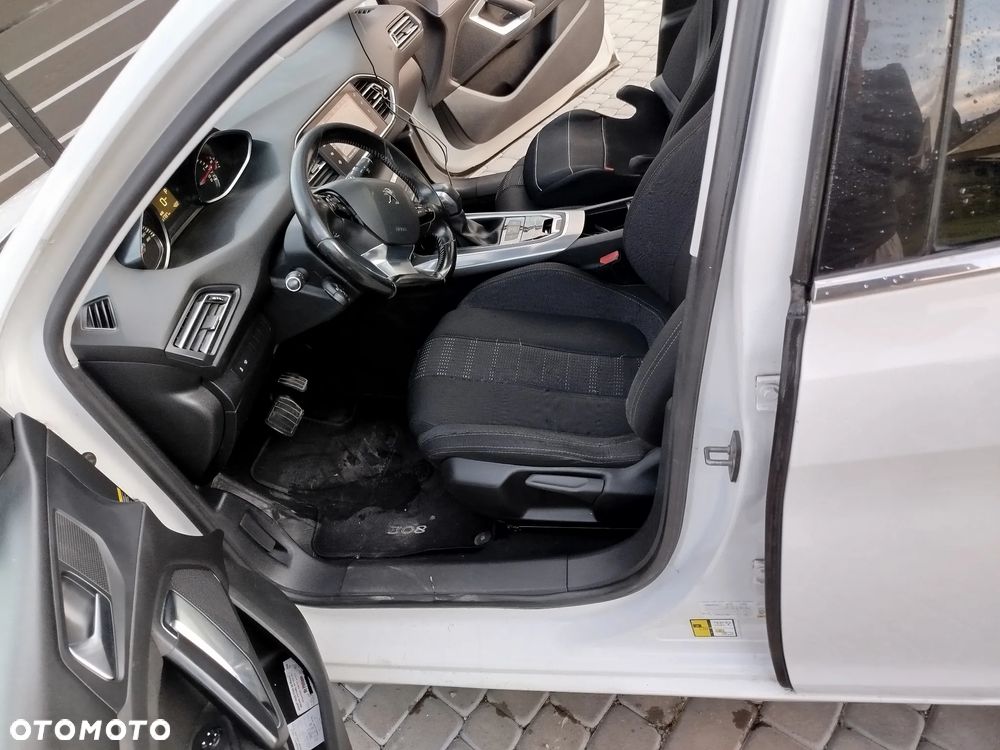 Peugeot 308 SW 1.6 BlueHDi Active S&S - 8