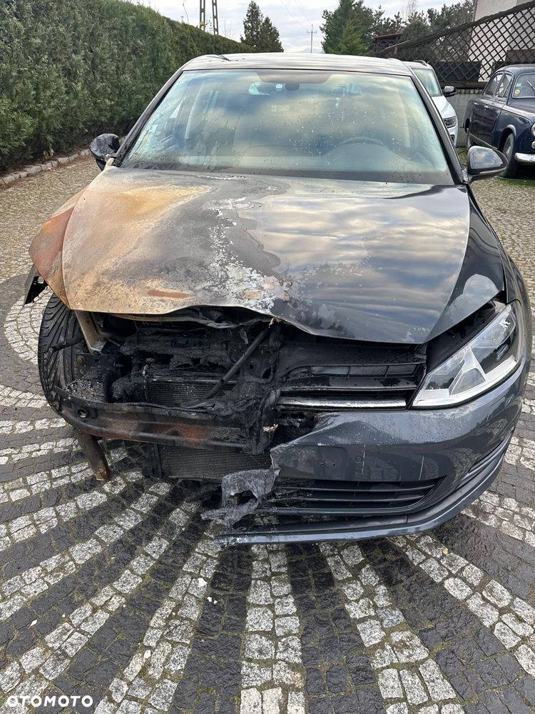 Volkswagen Golf 2.0 BlueTDI Cup - 12