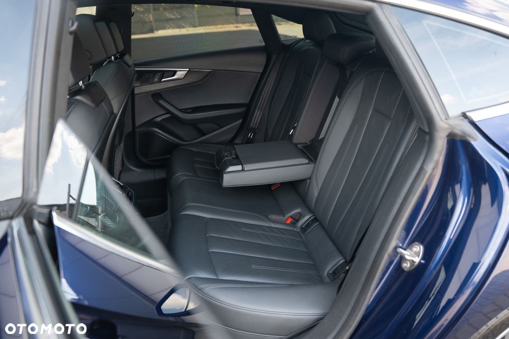 Audi A5 ver-coupe-45-tfsi-quattro-s-tronic-s-line - 35