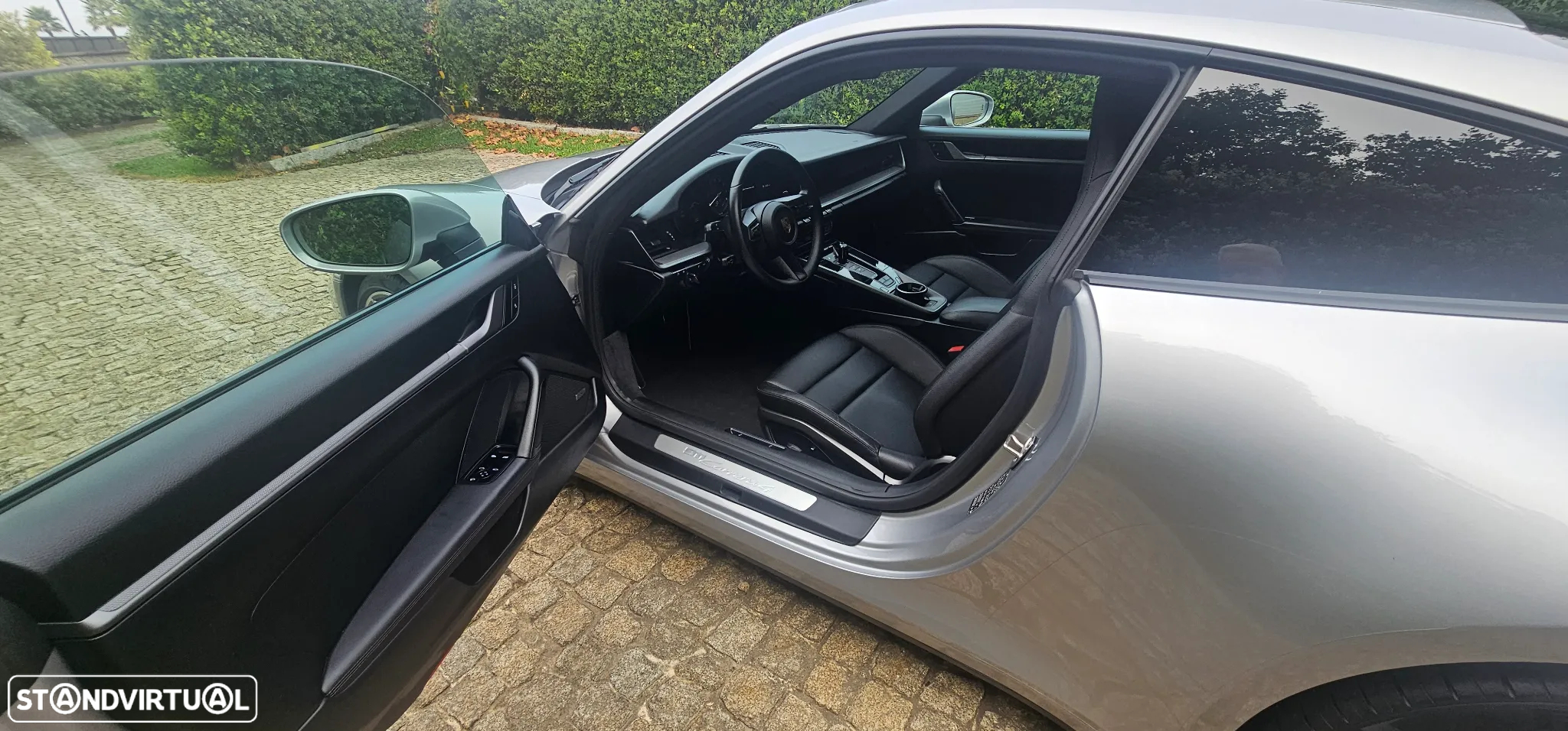 Porsche 911 (992) Carrera 4 PDK - 11