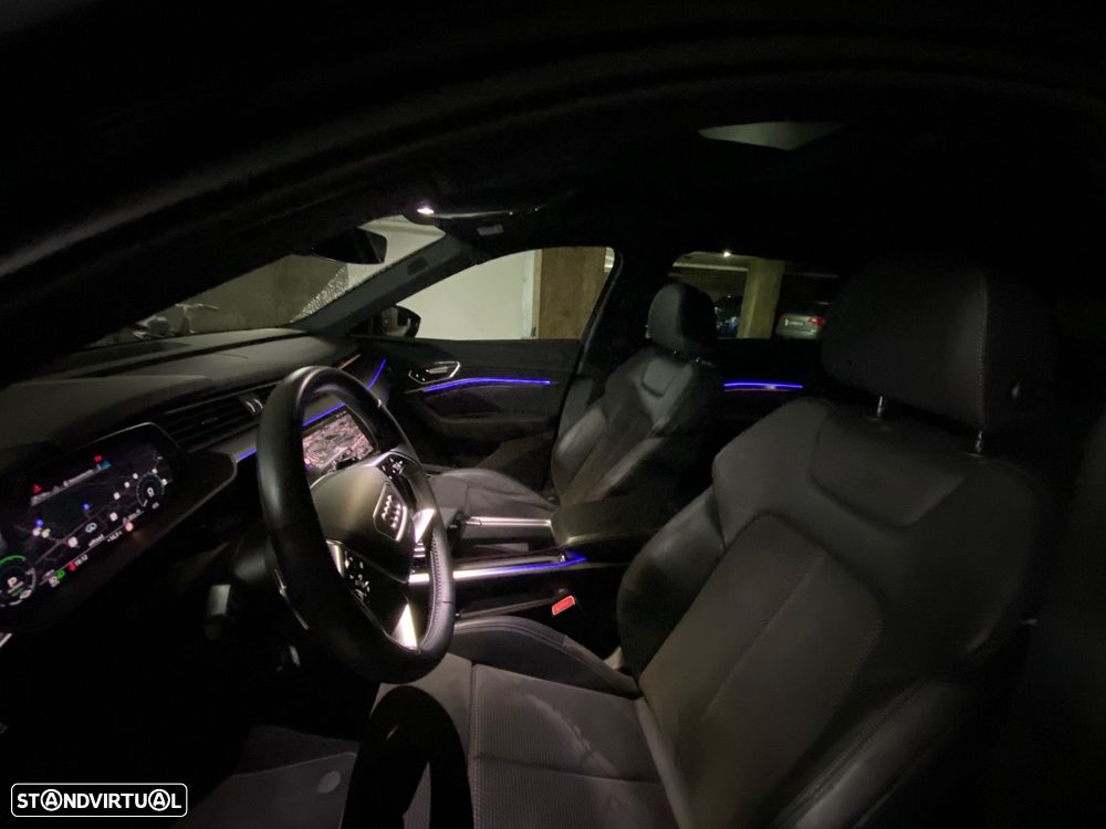 Audi e-tron 50 quattro S line - 27