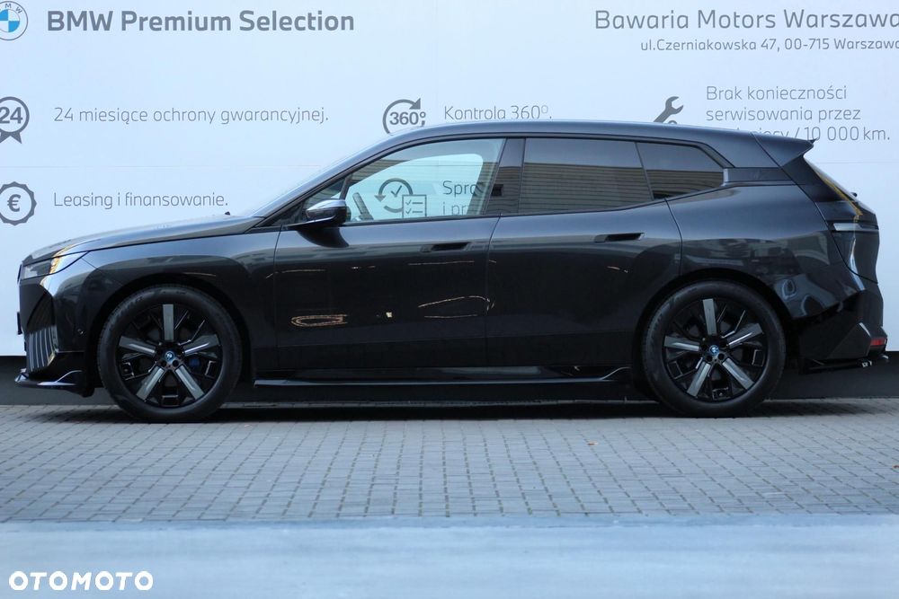 BMW iX - 3