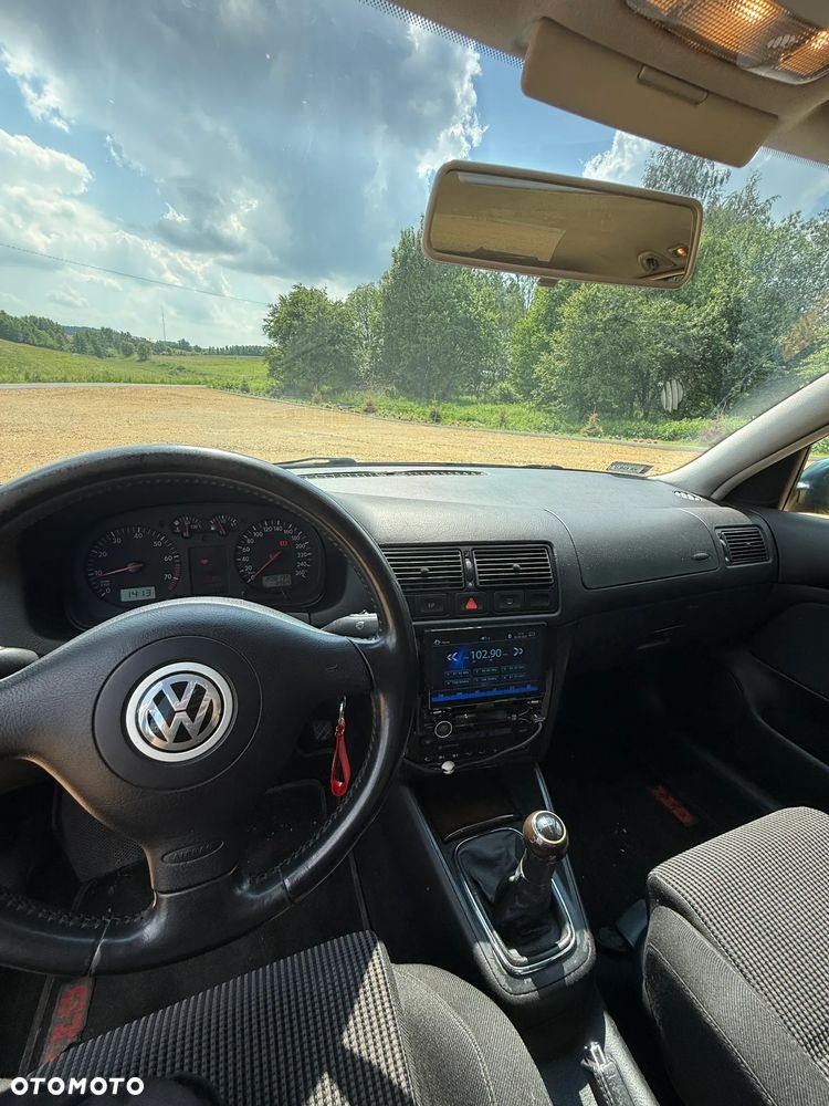 Volkswagen Golf 1.8 20V Turbo GTI - 10